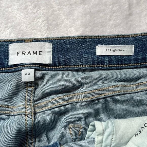 FRAME Le High Flare Jeans in Ashton Wash - Size 32 High Rise 70s Flare - Picture 5 of 16